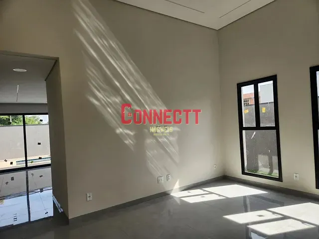 Casa com 300m² 3 quartos e 4 banheiros, à venda, no bairro Portal da Mata 	 em Ribeirão Preto