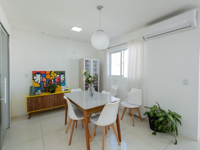 Casa com 211m² 2 quartos e 1 banheiro, à venda, no bairro Três Vendas em Pelotas