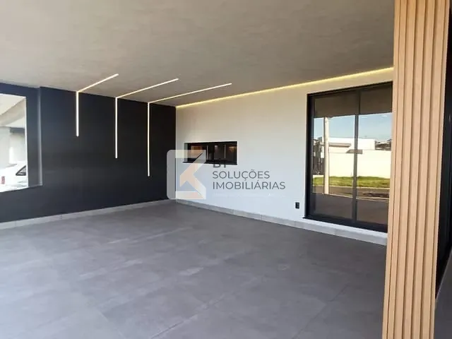 Casa com 205m² 3 quartos e 2 banheiros, à venda, no bairro Vila Rubens em Indaiatuba