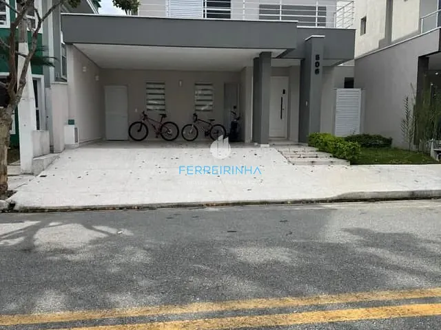 Casa com 250m² 4 quartos e 2 banheiros, à venda, no bairro Urbanova em São José dos Campos