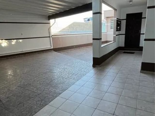 Casa com 237m² 5 quartos e 2 banheiros, à venda, no bairro Vila Yolanda em Osasco
