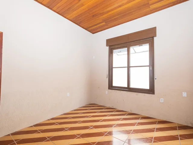 Casa com 163m² 3 quartos e 2 banheiros, à venda ou para alugar, no bairro Centro em Pelotas