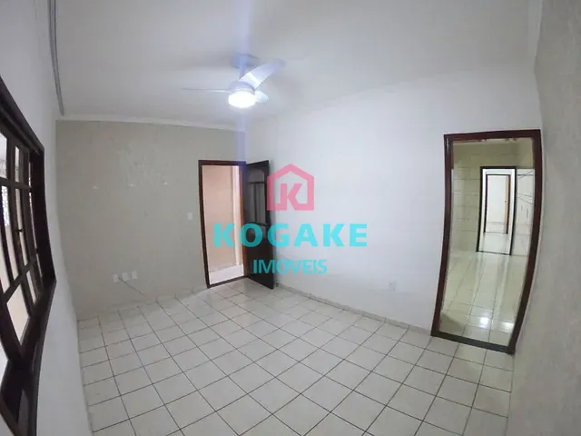 Casa com 150m² 3 quartos e 2 banheiros, para alugar, no bairro Cidade Morumbi em São José dos Campos