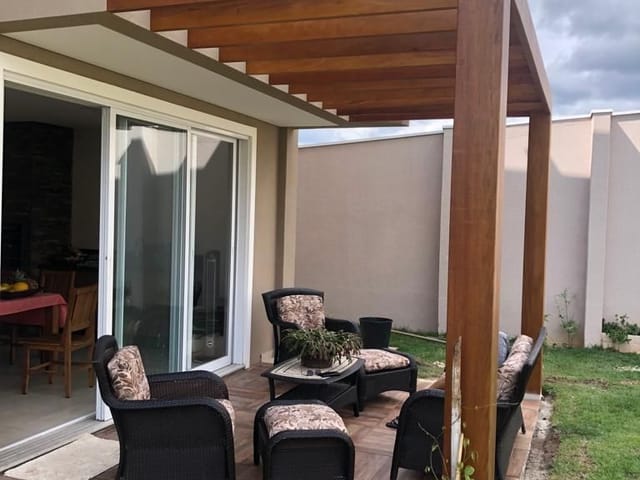 Casa com 493m² 4 quartos e 3 banheiros, à venda, no bairro Condomínio Residencial Alphaville I em São José dos Campos