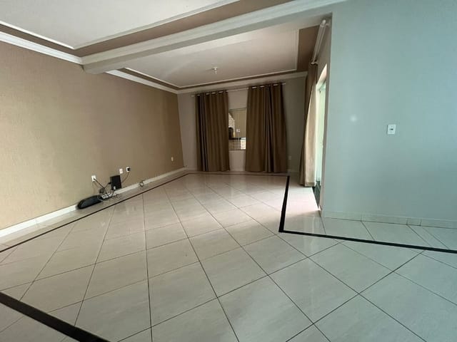 Foto do Casa - Casa com 4 dormitórios à venda, 246 m² por R$ 690.000,00 - Quinta Boa Esperança - Uberaba/MG | ZUCATO IMOBILIARIA LTDA