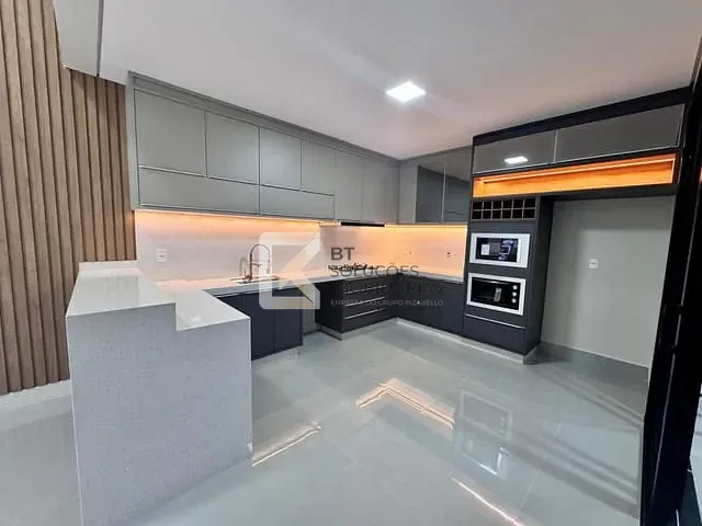 Casa com 300m² 3 quartos e 5 banheiros, à venda, no bairro Dona Maria Candida em Indaiatuba