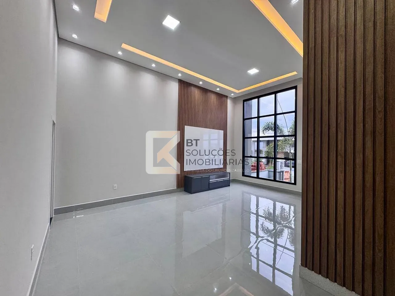Casa, 3 quartos, 194 m² - Foto 2