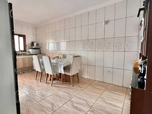 Casa com 250m² 2 quartos e 2 banheiros, à venda, no bairro Residencial Esperança em Caçapava