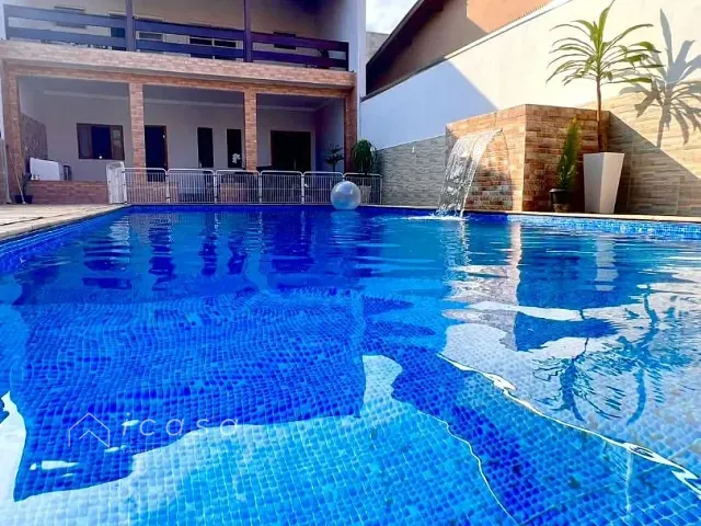 Casa com 250m² 2 quartos e 2 banheiros, à venda, no bairro Residencial Esperança em Caçapava