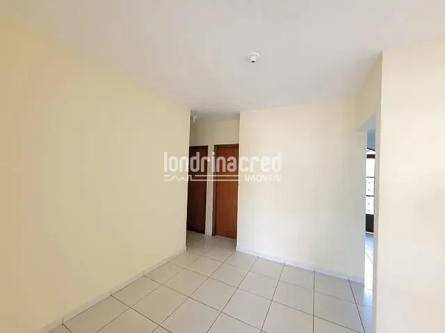 Casa com 126m² 3 quartos e 2 banheiros, à venda, no bairro Conjunto Oscavo Gomes Santos em Londrina