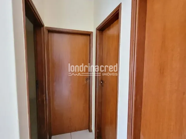 Casa com 126m² 3 quartos e 2 banheiros, à venda, no bairro Conjunto Oscavo Gomes Santos em Londrina