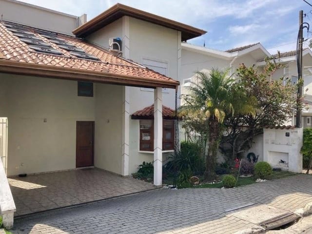 Casa com 250m² 3 quartos e 2 banheiros, à venda, no bairro Urbanova em São José dos Campos