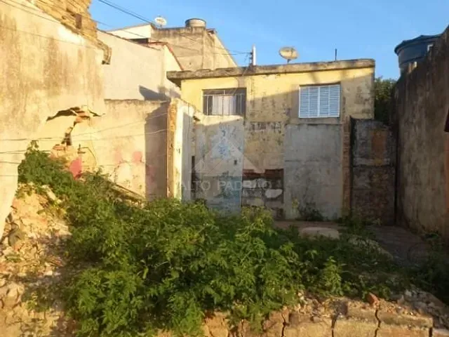 Casa com 638m² 2 quartos e 1 banheiro, à venda, no bairro Vila Bocaina em Mauá