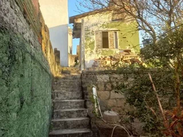 Casa com 638m² 2 quartos e 1 banheiro, à venda, no bairro Vila Bocaina em Mauá