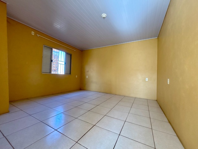 Casa com 173m² 2 quartos e 2 banheiros, à venda ou para alugar, no bairro Três Vendas em Pelotas