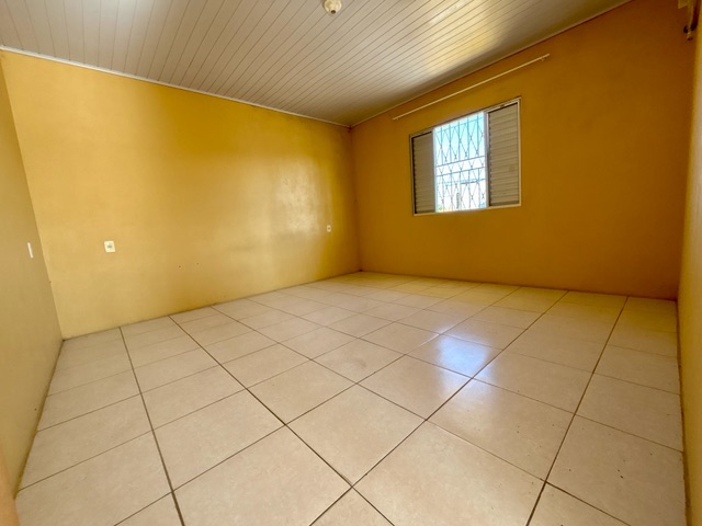 Casa com 173m² 2 quartos e 2 banheiros, à venda ou para alugar, no bairro Três Vendas em Pelotas
