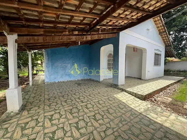 Chácara com 1200m² 3 quartos e 2 banheiros, à venda, no bairro Jardim Santa Cecília em Pindamonhangaba