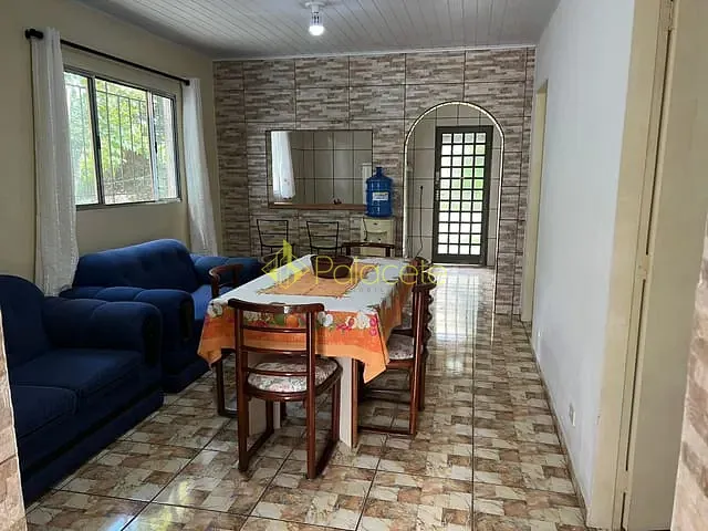 Chácara com 1200m² 3 quartos e 2 banheiros, à venda, no bairro Jardim Santa Cecília em Pindamonhangaba