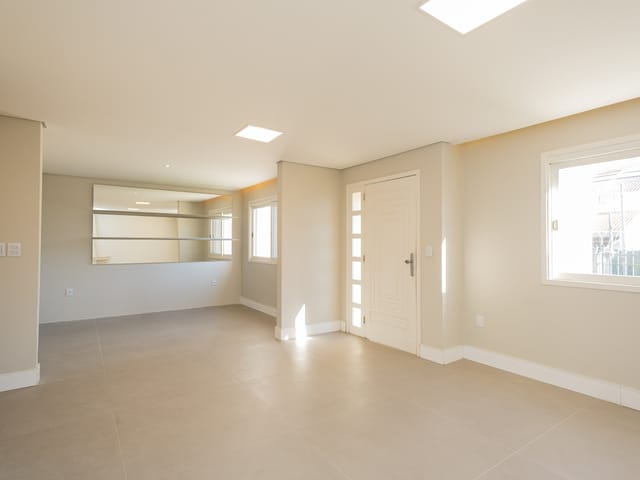 Casa com 432m² 3 quartos e 4 banheiros, à venda, no bairro Centro em Pelotas