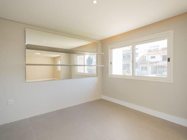 Casa com 432m² 3 quartos e 4 banheiros, à venda, no bairro Centro em Pelotas