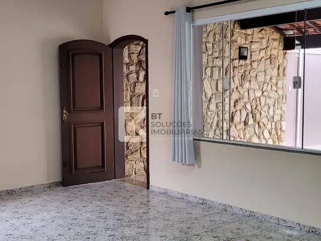 Casa com 322m² 4 quartos e 3 banheiros, à venda, no bairro Jardim Renata em Indaiatuba