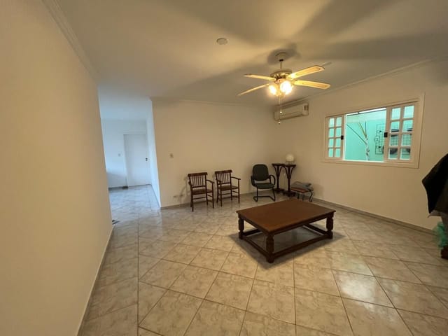 Casa com 250m² 3 quartos e 3 banheiros, à venda, no bairro Urbanova em São José dos Campos
