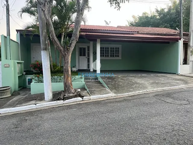 Casa com 250m² 3 quartos e 3 banheiros, à venda, no bairro Urbanova em São José dos Campos
