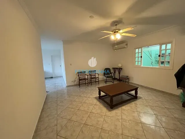 Casa com 250m² 3 quartos e 3 banheiros, à venda, no bairro Urbanova em São José dos Campos