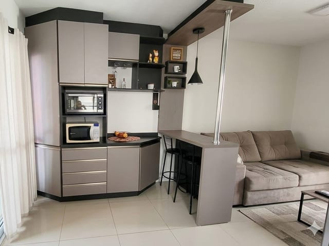 Casa com 185m² 2 quartos e 1 banheiro, à venda, no bairro Areal em Pelotas