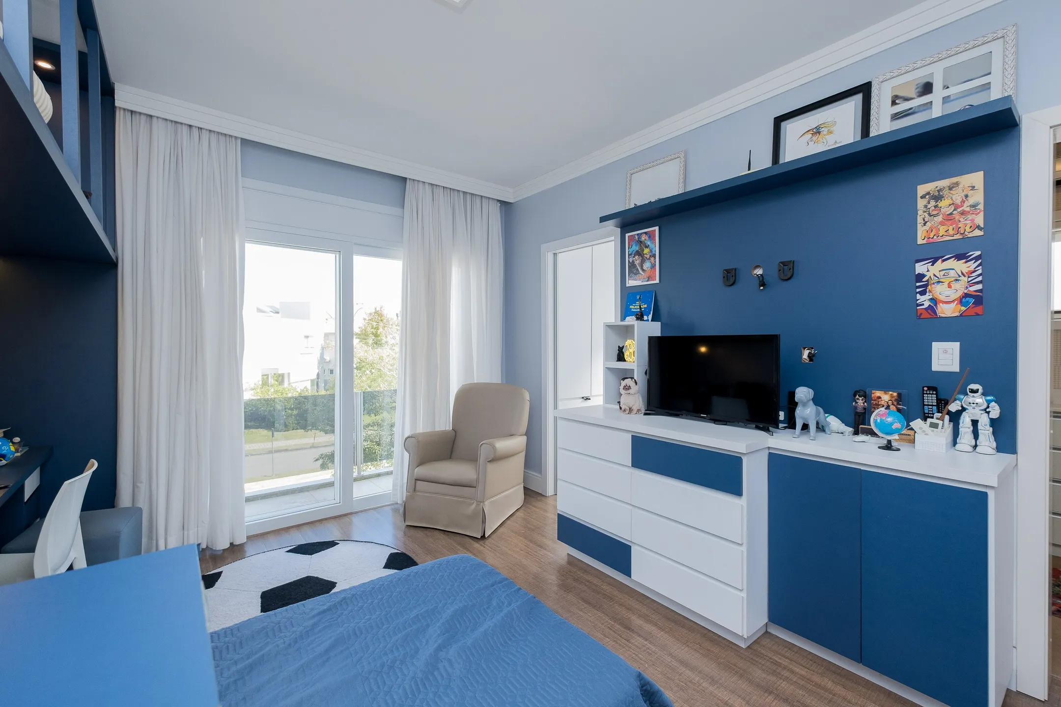 Casa à venda no Lagos de São Gonçalo, Pelotas - 363 m², 4 quartos (sendo 3 suítes), móveis planejados de alta qualidade, lareira e área gourmet com piscina. - 18
