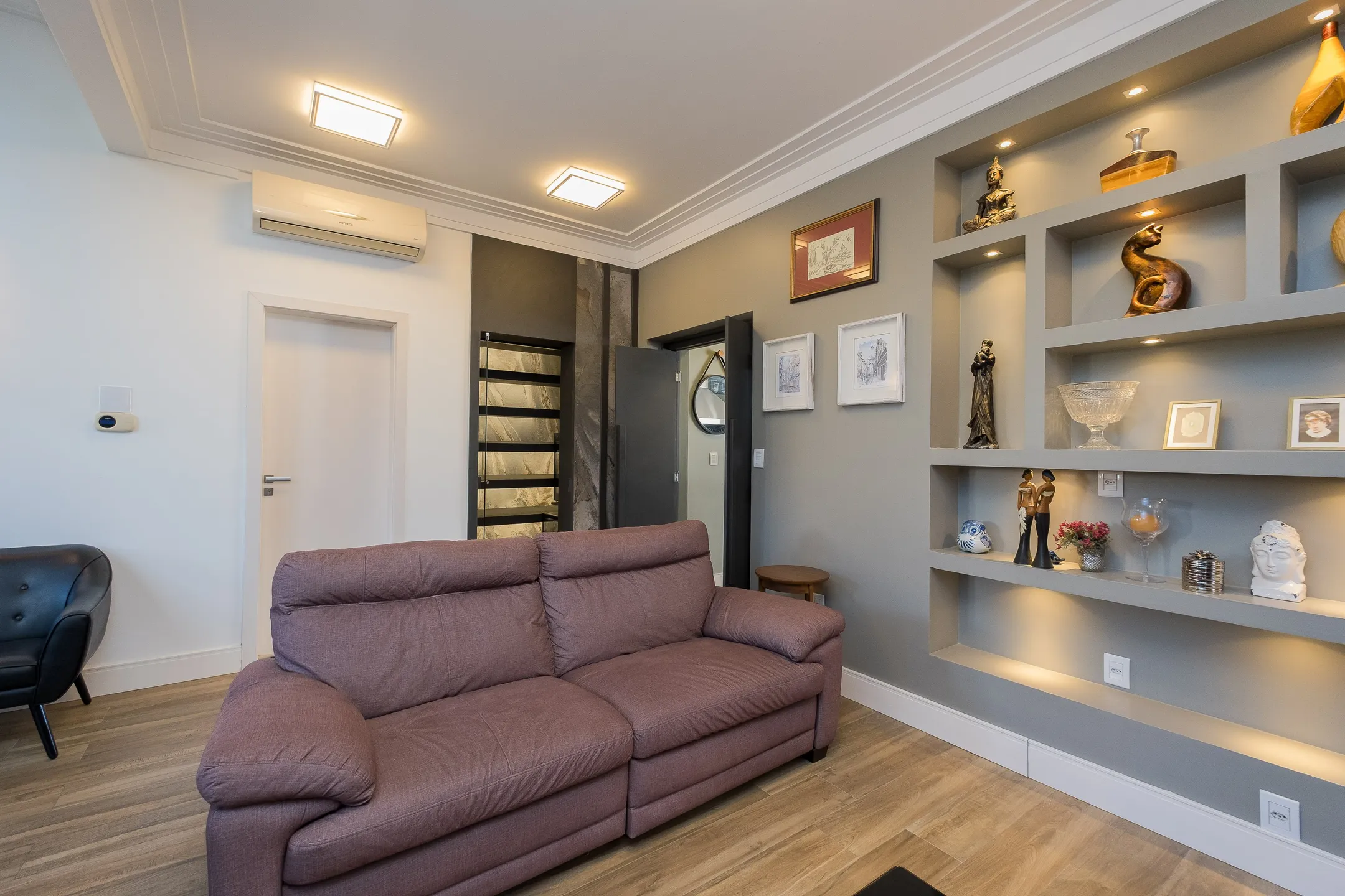 Casa à venda no Lagos de São Gonçalo, Pelotas - 363 m², 4 quartos (sendo 3 suítes), móveis planejados de alta qualidade, lareira e área gourmet com piscina. - 7