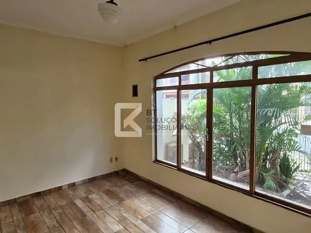 Casa com 130m² 2 quartos e 2 banheiros, à venda, no bairro Vila Georgina em Indaiatuba