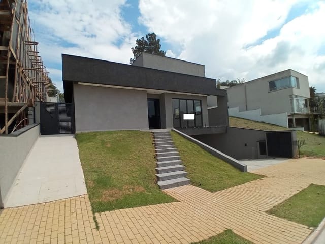 Casa com 440m² 4 quartos e 5 banheiros, à venda, no bairro Alphaville em Santana de Parnaíba