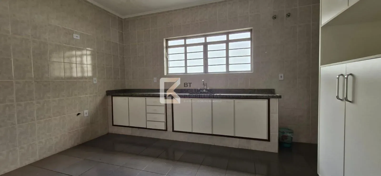 Casa, 1 quarto, 212 m² - Foto 8