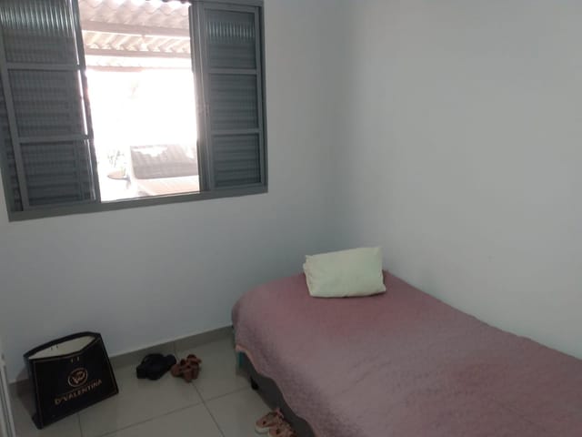 Casa com 300m² 4 quartos e 4 banheiros, à venda, no bairro Bela Vista em Pindamonhangaba