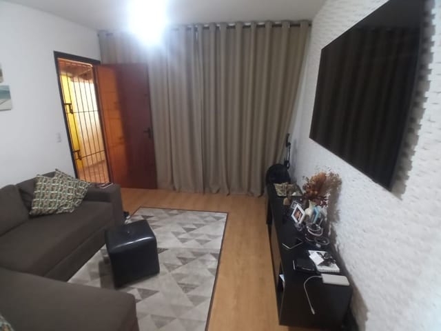 Casa com 150m² 3 quartos e 3 banheiros, à venda, no bairro Jardim da Rainha em Itapevi