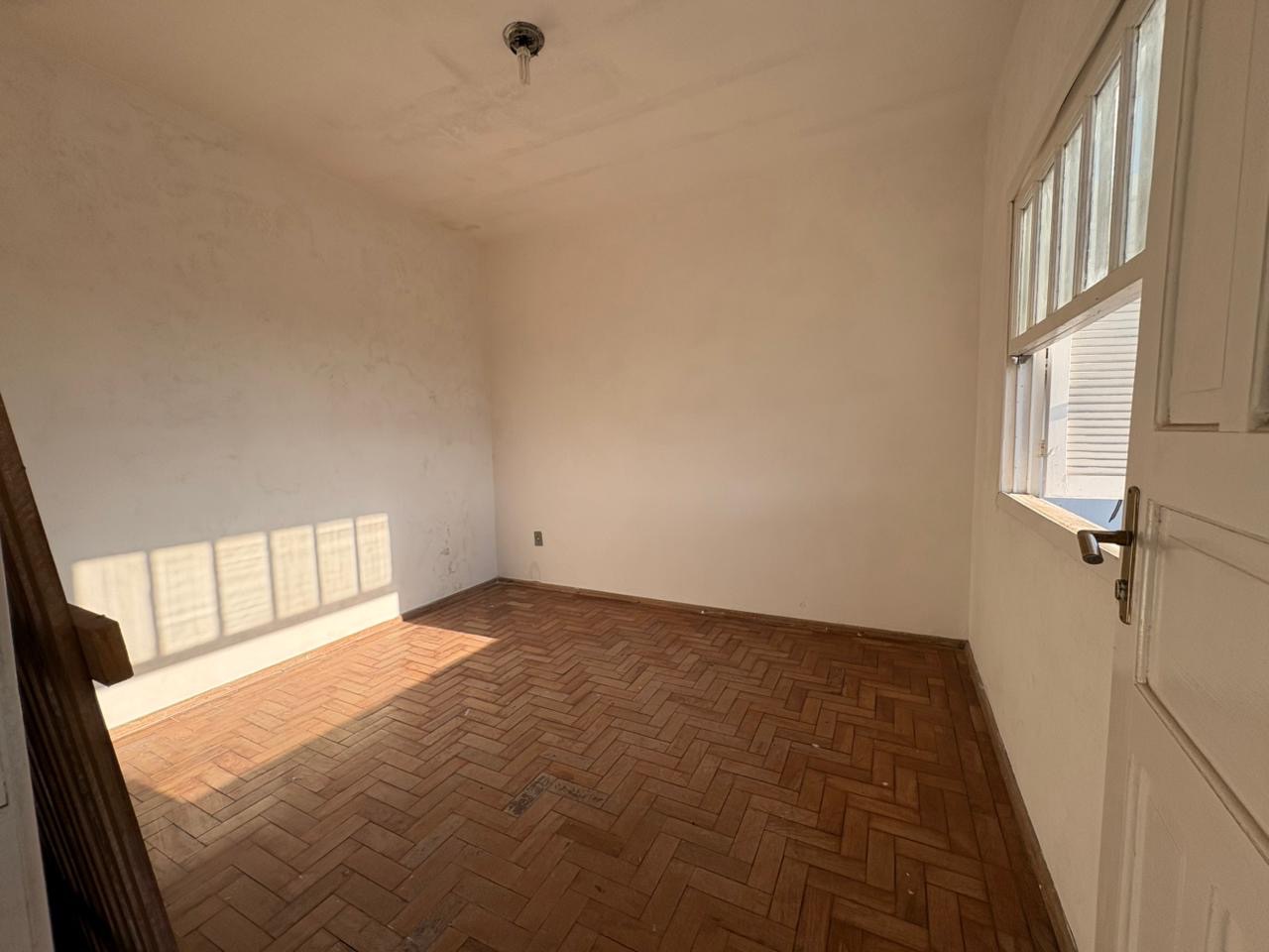Casa à venda na Zona Norte de Pelotas - 197 m², 4 quartos, churrasqueira, ótima posição solar e localização privilegiada. - 6