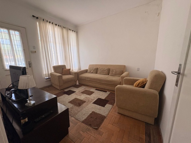 Casa com 248m² 4 quartos e 3 banheiros, à venda, no bairro Centro em Pelotas