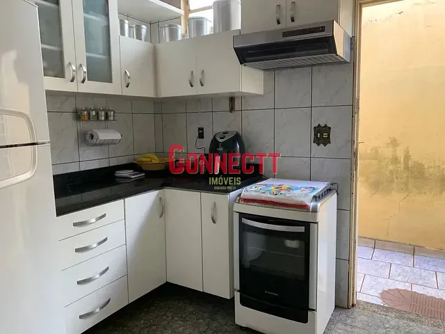 Casa com 250m² 3 quartos e 3 banheiros, à venda, no bairro Subsetor Oeste - 6 (O-6) em Ribeirão Preto
