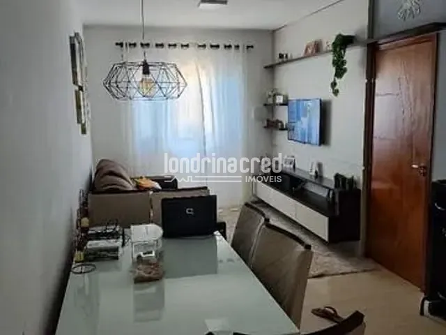 Casa 2 quartos e 2 banheiros, à venda, no bairro Conjunto Lourenço Bacarin em Ibiporã