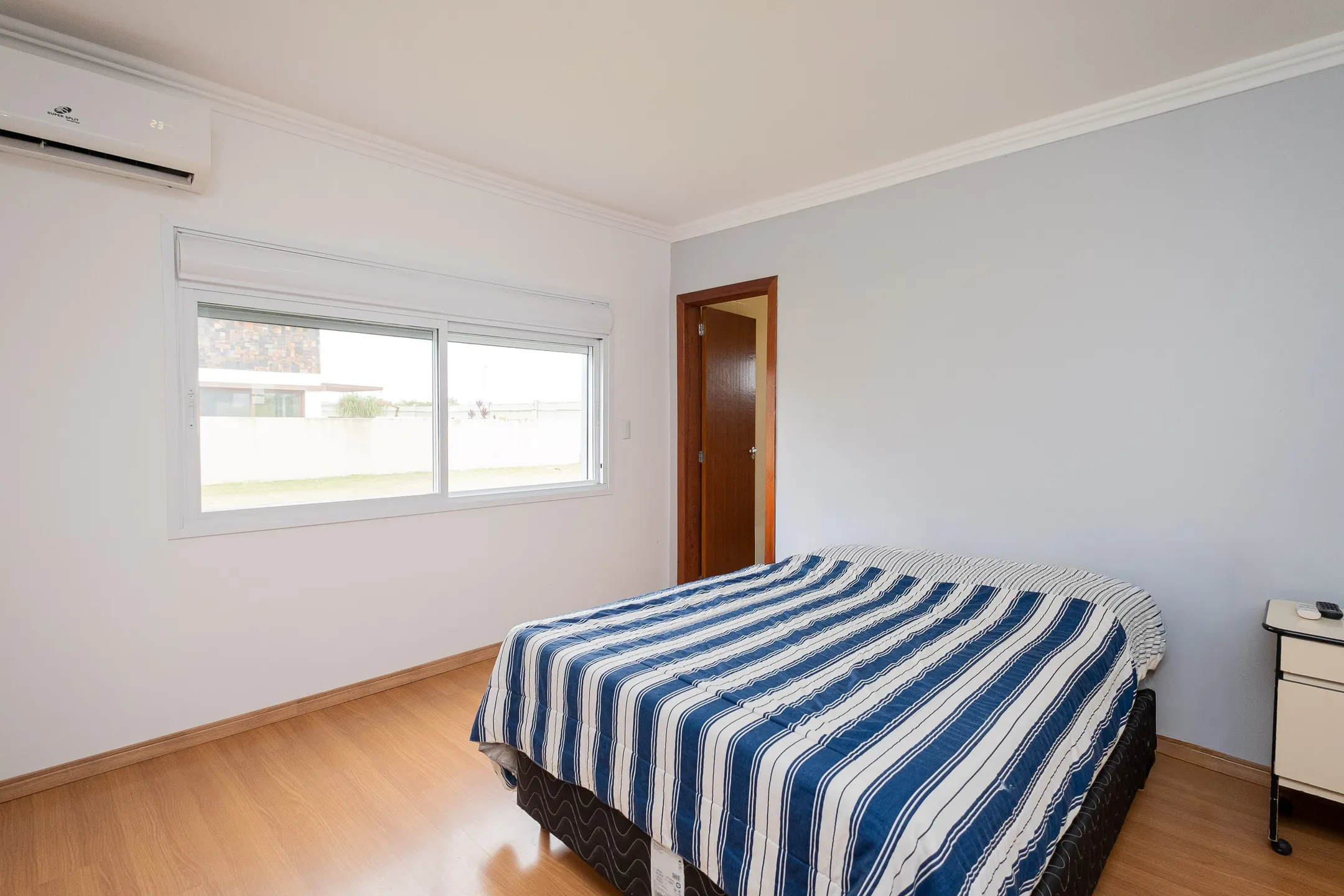 Casa mobiliada à venda no Lagos de São Gonçalo, Pelotas - 249 m², 3 quartos (sendo 2 suítes), móveis de alto padrão e área gourmet com churrasqueira. - 11