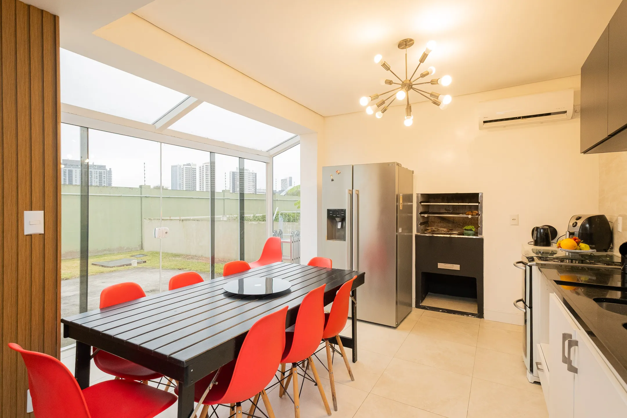 Casa mobiliada à venda no Lagos de São Gonçalo, Pelotas - 249 m², 3 quartos (sendo 2 suítes), móveis de alto padrão e área gourmet com churrasqueira. - 14