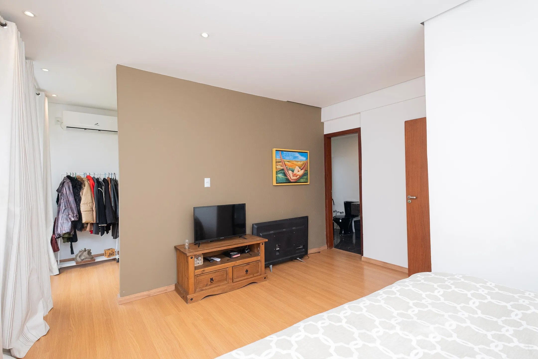 Casa mobiliada à venda no Lagos de São Gonçalo, Pelotas - 249 m², 3 quartos (sendo 2 suítes), móveis de alto padrão e área gourmet com churrasqueira. - 20