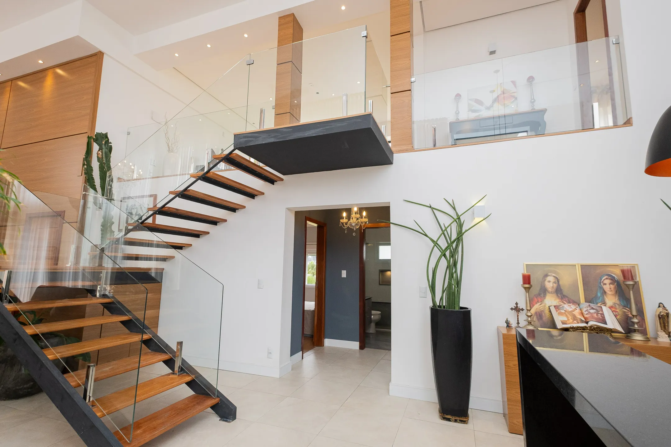Casa mobiliada à venda no Lagos de São Gonçalo, Pelotas - 249 m², 3 quartos (sendo 2 suítes), móveis de alto padrão e área gourmet com churrasqueira. - 7