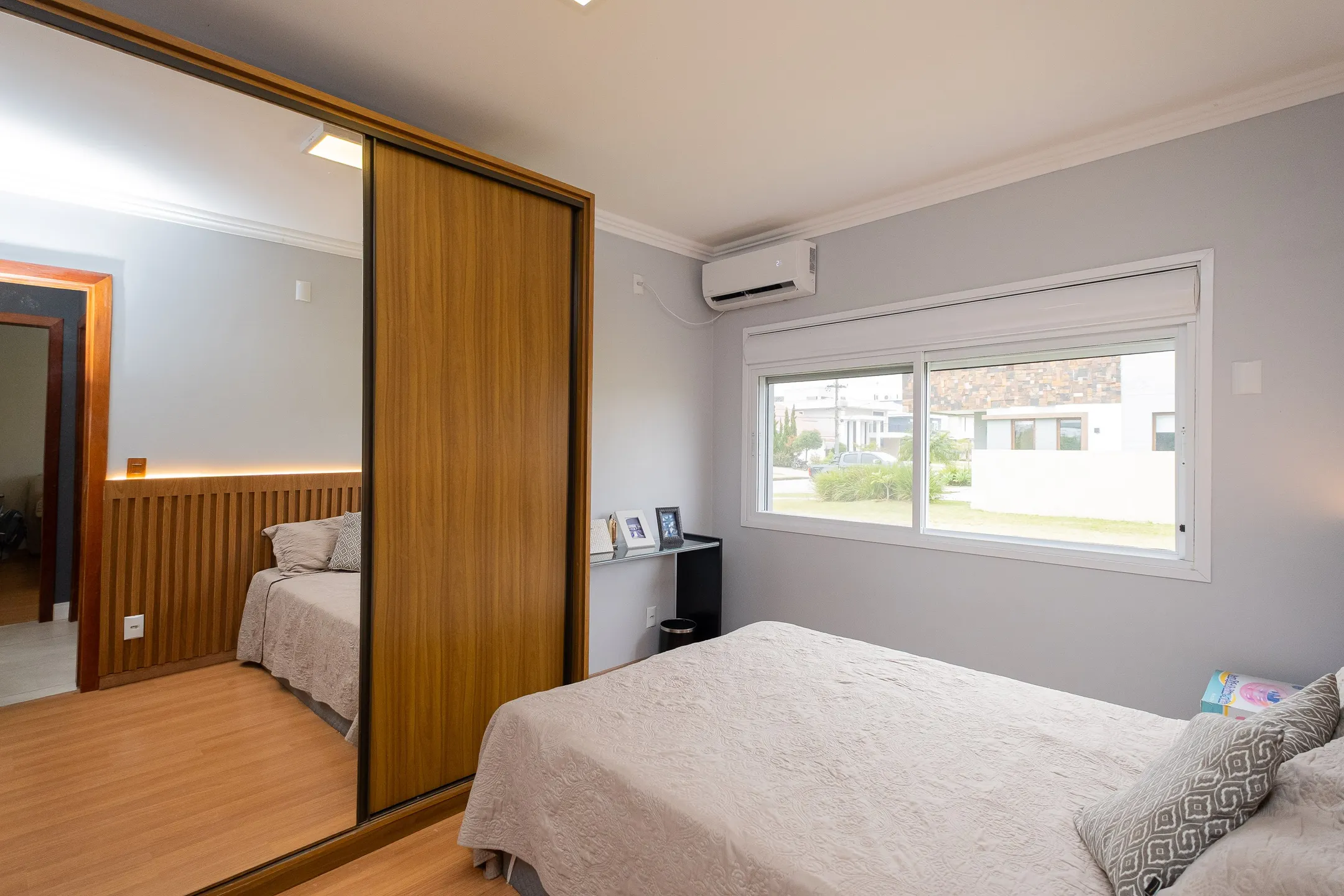 Casa mobiliada à venda no Lagos de São Gonçalo, Pelotas - 249 m², 3 quartos (sendo 2 suítes), móveis de alto padrão e área gourmet com churrasqueira. - 8
