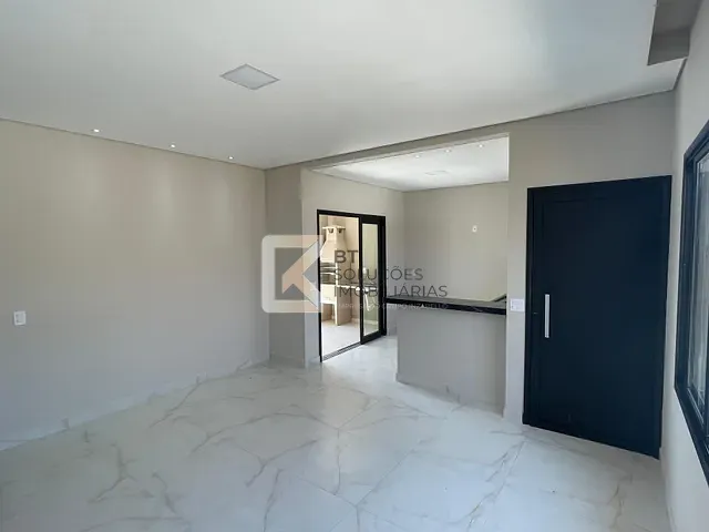 Casa com 150m² 3 quartos e 2 banheiros, à venda, no bairro Jardim Bom Sucesso em Indaiatuba