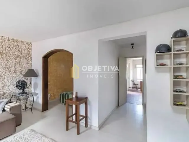 Casa 3 quartos e 3 banheiros, para alugar, no bairro São João em Porto Alegre