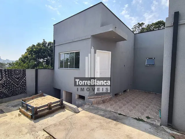 Casa com 86m² 1 quarto e 2 banheiros, à venda, no bairro Órfãs em Ponta Grossa
