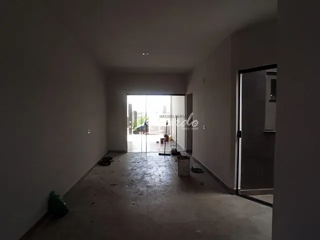 Casa com 160m² 3 quartos e 1 banheiro, à venda, no bairro Jardim Hermínio e Maria em Arapongas