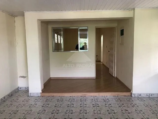Casa com 240m² 4 quartos e 1 banheiro, à venda, no bairro Matriz em Mauá